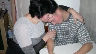 русский студент напивается пива и дерет в промежность даму с обвисшими титюшками